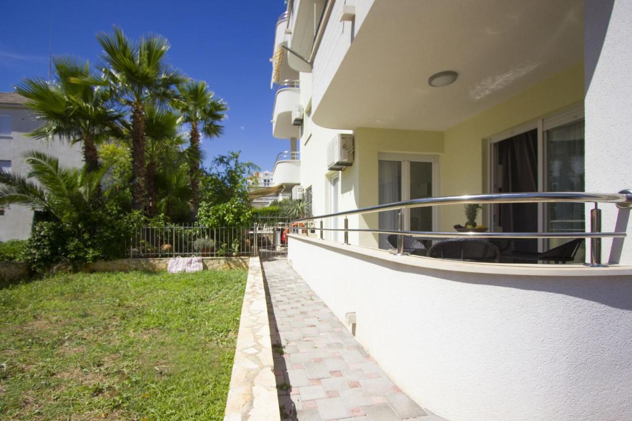 Apartments Paradise Trogir Exterior foto