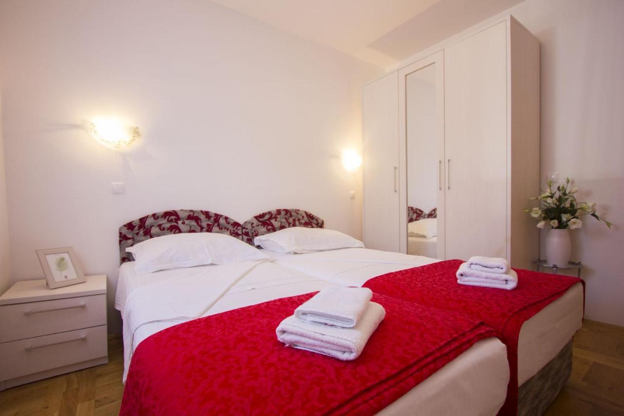 Apartments Paradise Trogir Exterior foto