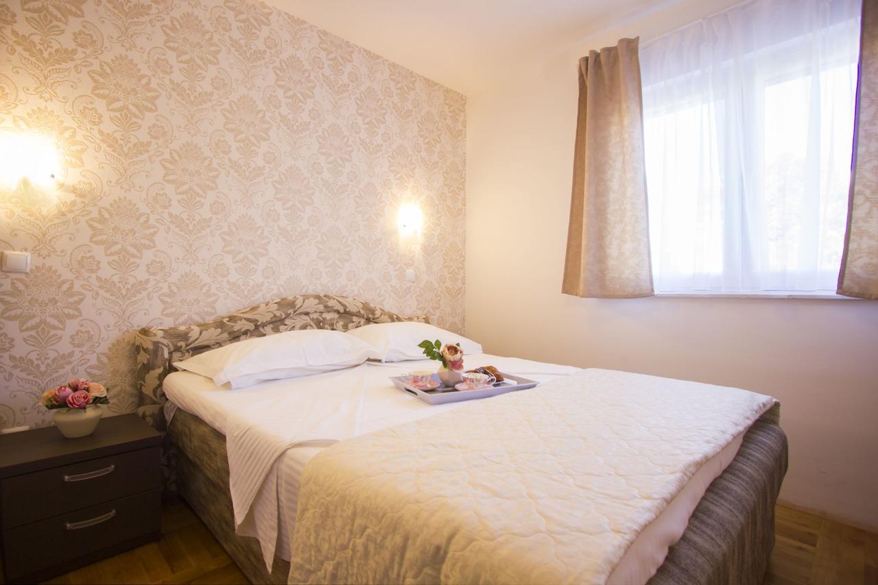 Apartments Paradise Trogir Exterior foto