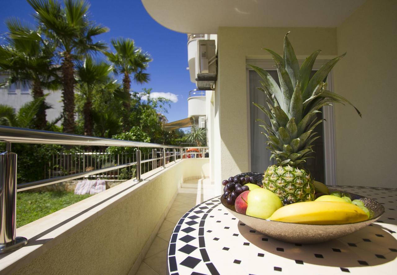 Apartments Paradise Trogir Exterior foto