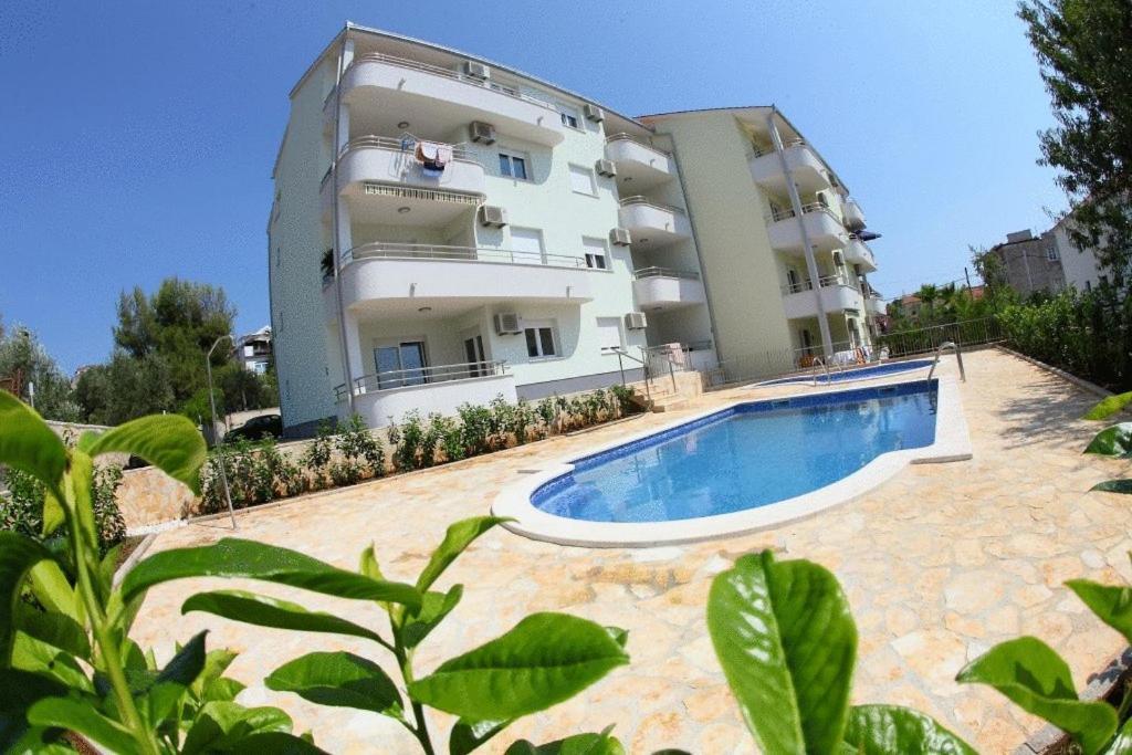 Apartments Paradise Trogir Exterior foto